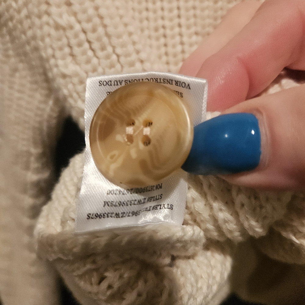 NWOT Z Supply Cream Tone Cropped Cardigan Extra Button; Pristine - Picture 8 of 9